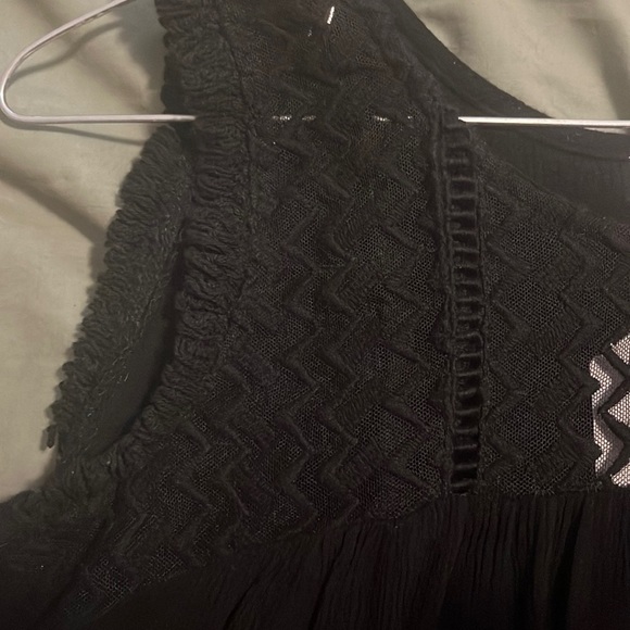 Black sleeveless dress - Picture 3 of 4